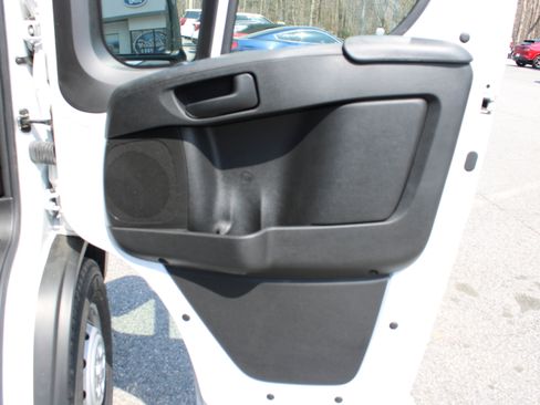 Used 2023 RAM ProMaster 1500 w/ Convenience Group FWD image 11