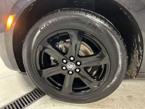 Used 2023 Buick Enclave Essence w/ Experience Buick Package image 9