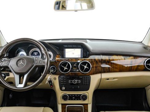 Used 2013 Mercedes-Benz GLK 350 2WD image 8