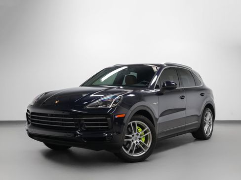 Certified 2019 Porsche Cayenne E-Hybrid AWD/4WD image 1