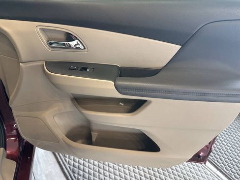 Used 2016 Honda Odyssey Touring Elite image 37