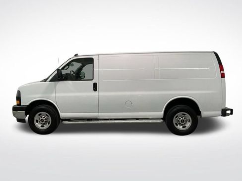 Used 2024 GMC Savana 2500 w/ Driver Convenience Package RWD image 25