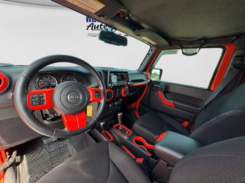 Used 2015 Jeep Wrangler Unlimited Sport w/ Quick Order Package 24S AWD/4WD image 20
