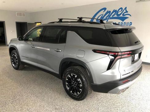 New 2026 Chevrolet Traverse Z71 w/ Driver Confidence Package AWD/4WD image 2