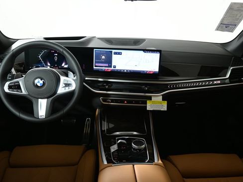 New 2026 BMW X5 xDrive40i w/ M Sport Package image 16
