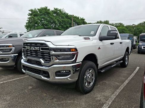 New 2025 RAM 2500 Tradesman AWD/4WD image 3