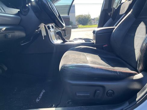 Used 2016 Toyota Camry XSE w/ Moonroof Package image 23