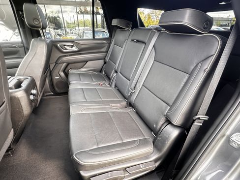 Used 2022 GMC Yukon SLT image 29