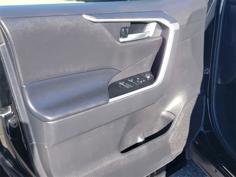 Used 2023 Toyota RAV4 XLE image 13