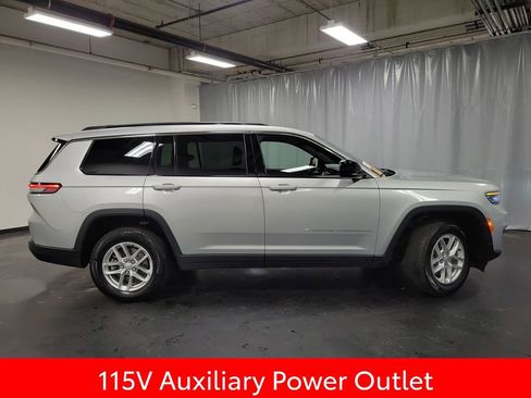 Used 2024 Jeep Grand Cherokee L Laredo w/ Luxury Tech Group I image 9