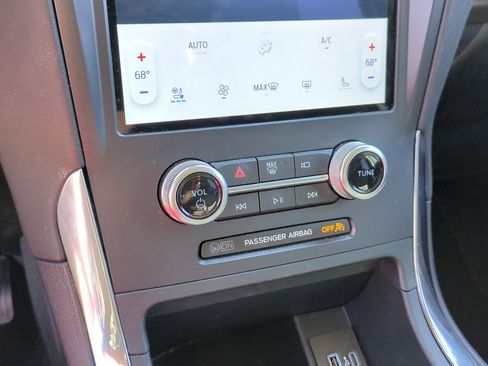 Used 2024 Ford Edge Titanium w/ Equipment Group 301A image 29