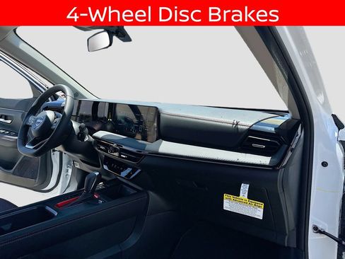 Used 2025 Nissan Kicks SR w/ SR Premium Package AWD/4WD image 27