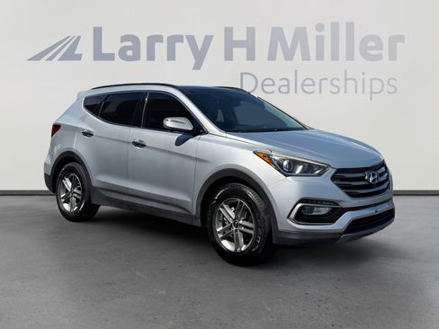 Used 2018 Hyundai Santa Fe Sport w/ 2.4L Tech Package 04 FWD image 7