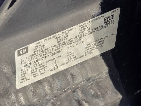 Used 2017 Chevrolet Equinox LS FWD image 22