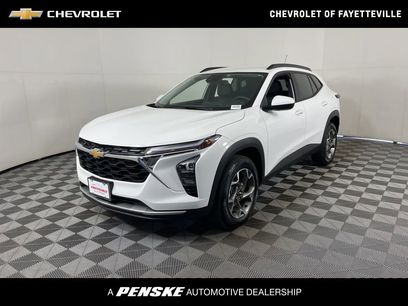 Used 2025 Chevrolet Trax LT w/ LT Convenience Package