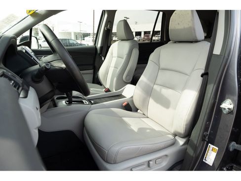 Used 2017 Honda Pilot EX-L image 11