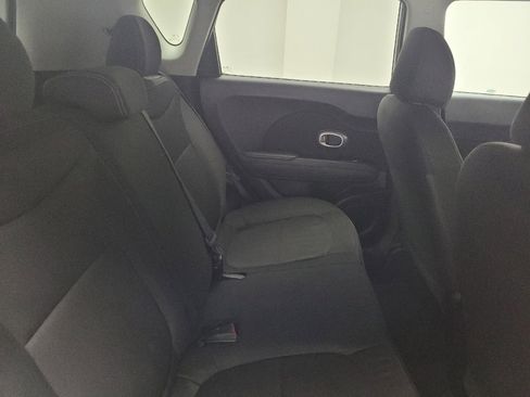 Used 2017 Kia Soul FWD image 19
