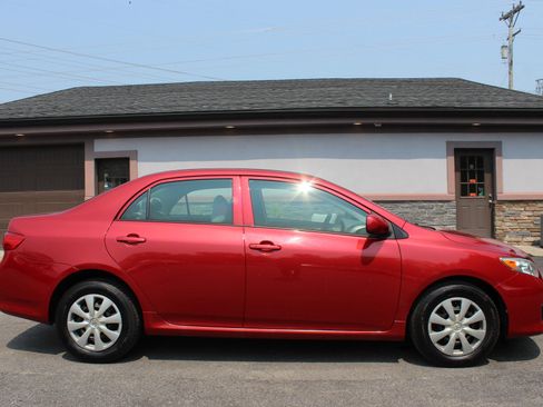 Used 2009 Toyota Corolla LE image 3