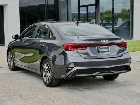 Used 2023 Kia Forte LXS FWD image 5