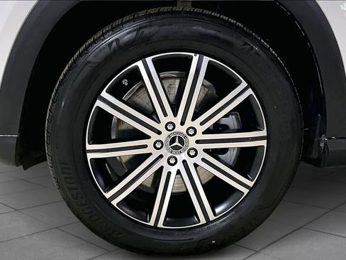 Used 2026 Mercedes-Benz GLE 450e 4MATIC image 11