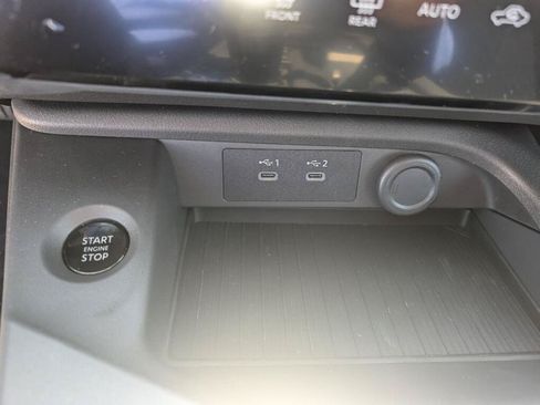 New 2026 Nissan Sentra SV w/ Floor Mat Package FWD image 10