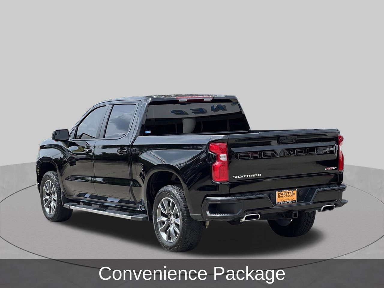 Used 2025 Chevrolet Silverado 1500 RST w/ Z71 Off-Road Package AWD/4WD image 3