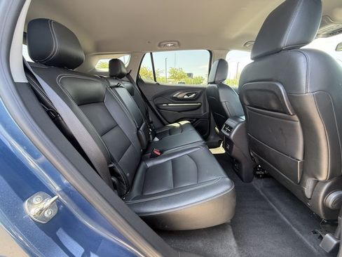 Used 2024 GMC Terrain SLT AWD/4WD image 24