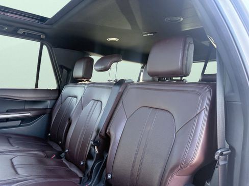Used 2023 Ford Expedition Max Limited image 38