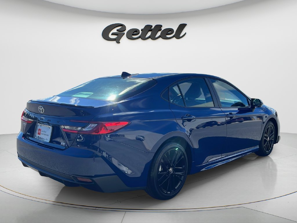 Used 2026 Toyota Camry SE w/ Multimedia Upgrade Package FWD image 5