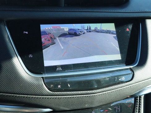 New 2026 Cadillac XT5 Luxury w/ LPO, ONYX Package image 8