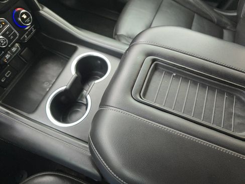 Used 2021 Chevrolet Tahoe LT image 29