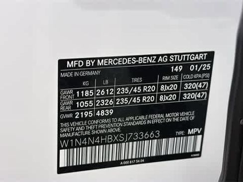 Certified 2025 Mercedes-Benz GLA 250 4MATIC image 12