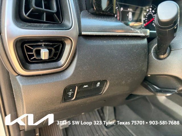 Certified 2023 Kia Sorento LX FWD image 15