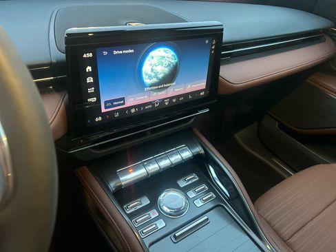 New 2026 Lincoln Nautilus Reserve w/ Jet Appearance Package image 43