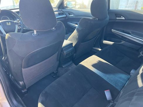 Used 2010 Honda Accord EX image 10