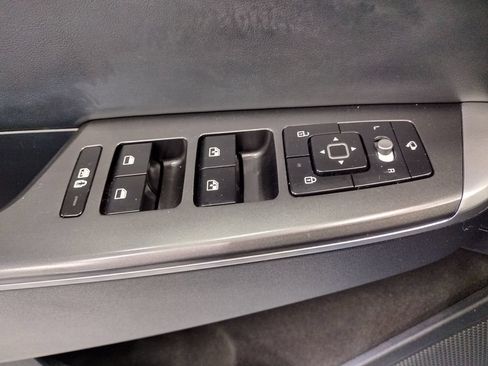 Used 2024 Kia EV6 Light AWD/4WD image 20