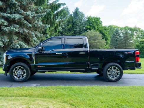 Used 2023 Ford F250 Limited AWD/4WD image 6