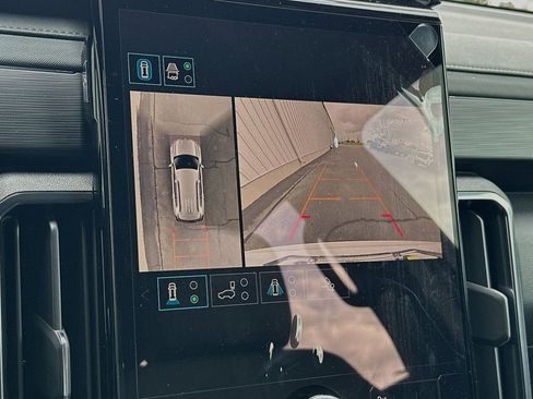 New 2025 GMC Acadia AT4 w/ Super Cruise Package image 19