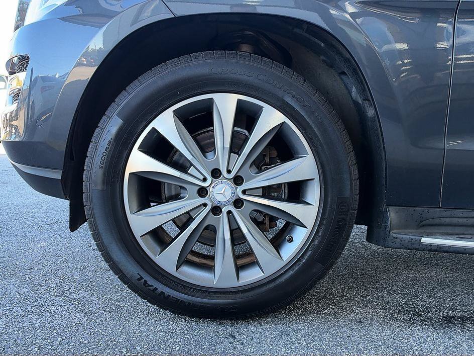 Used 2015 Mercedes-Benz GL 450 4MATIC image 23