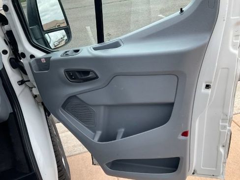 Used 2019 Ford Transit 250 130 Low Roof RWD image 16