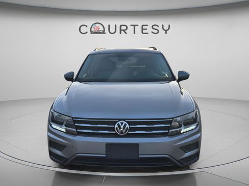 Used 2019 Volkswagen Tiguan SE AWD/4WD image 10