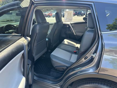 Used 2015 Toyota RAV4 Limited w/ Technology Package AWD/4WD image 14