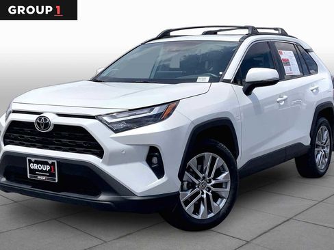 Used 2023 Toyota RAV4 XLE Premium FWD image 1