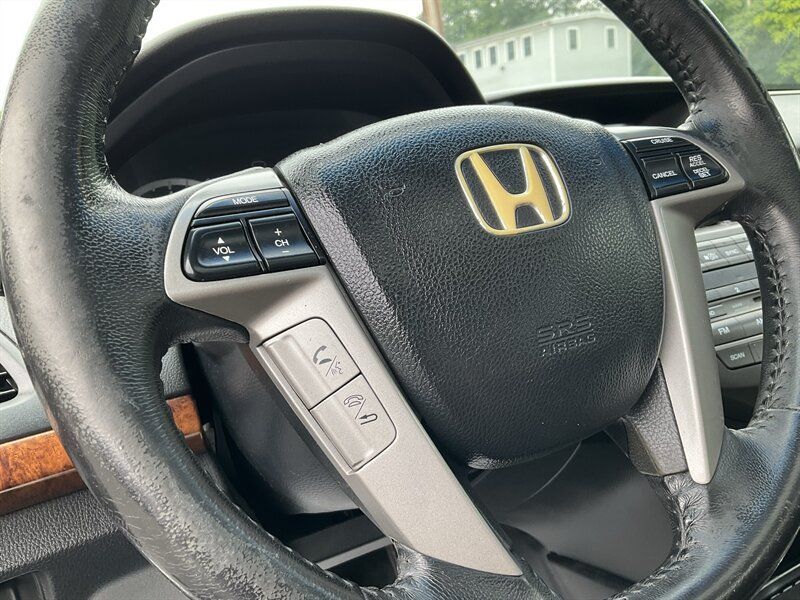 Used 2011 Honda Accord EX-L image 22