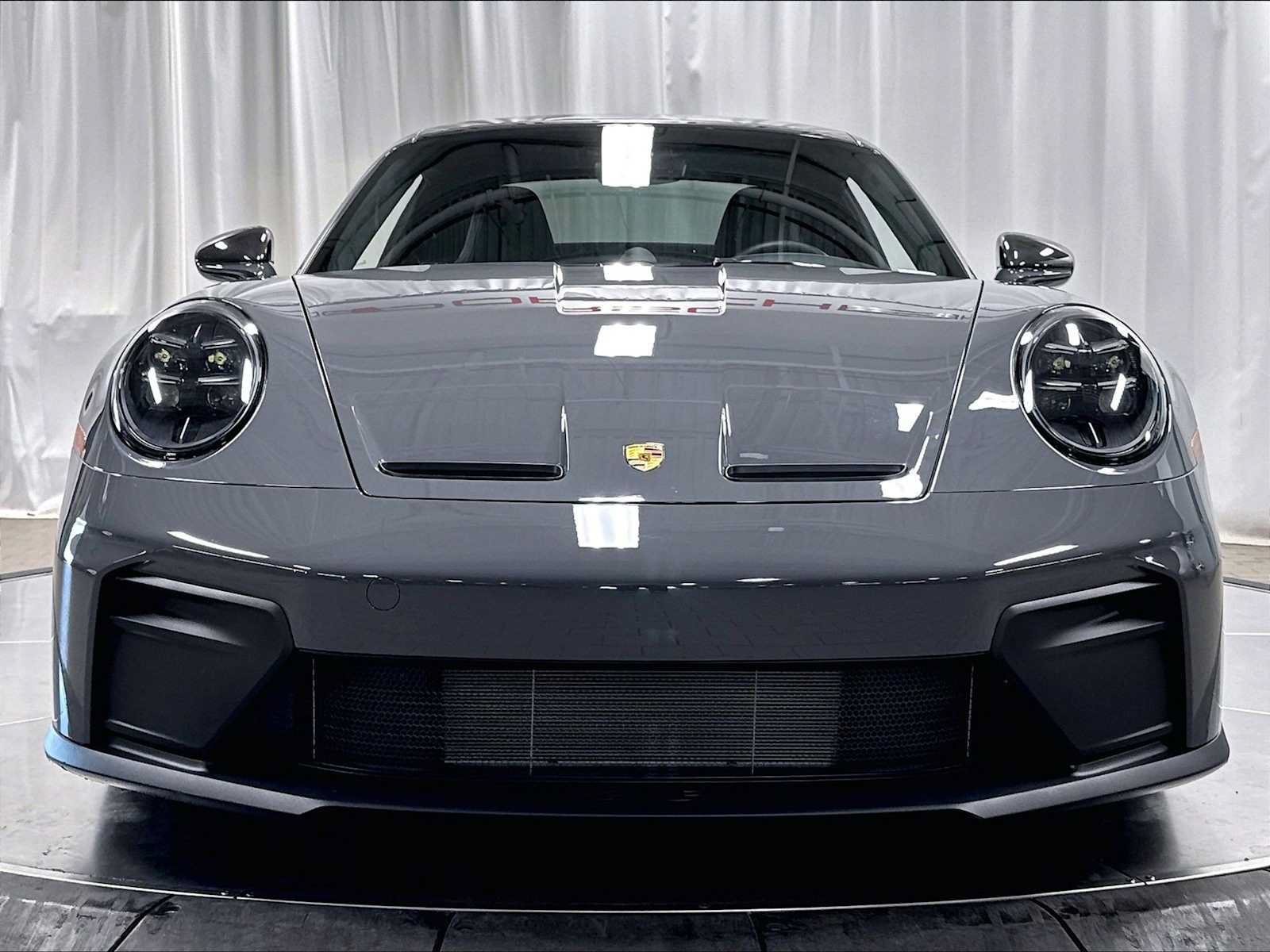 Used 2026 Porsche 911 GT3 RWD image 14