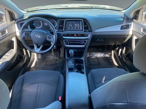 Used 2018 Hyundai Sonata SE FWD image 10
