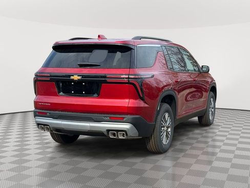New 2026 Chevrolet Traverse LT w/ Driver Confidence Package FWD image 3