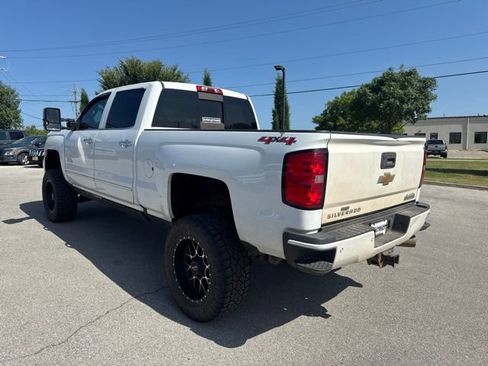 Used 2016 Chevrolet Silverado 2500 High Country w/ Duramax Plus Package AWD/4WD image 4