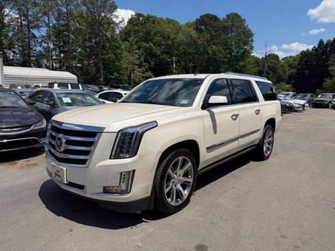 Used 2015 Cadillac Escalade ESV Premium AWD/4WD image 1
