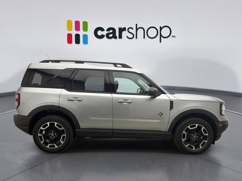 Used 2023 Ford Bronco Sport Outer Banks w/ Tech Package AWD/4WD image 6